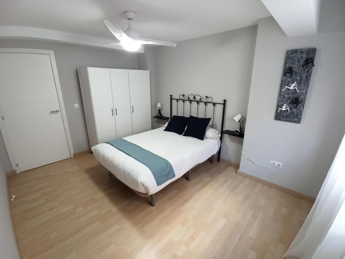 Holidays2Malaga Salitre 3 Bedroom Up To 7 People High Speed Wifi Екстер'єр фото