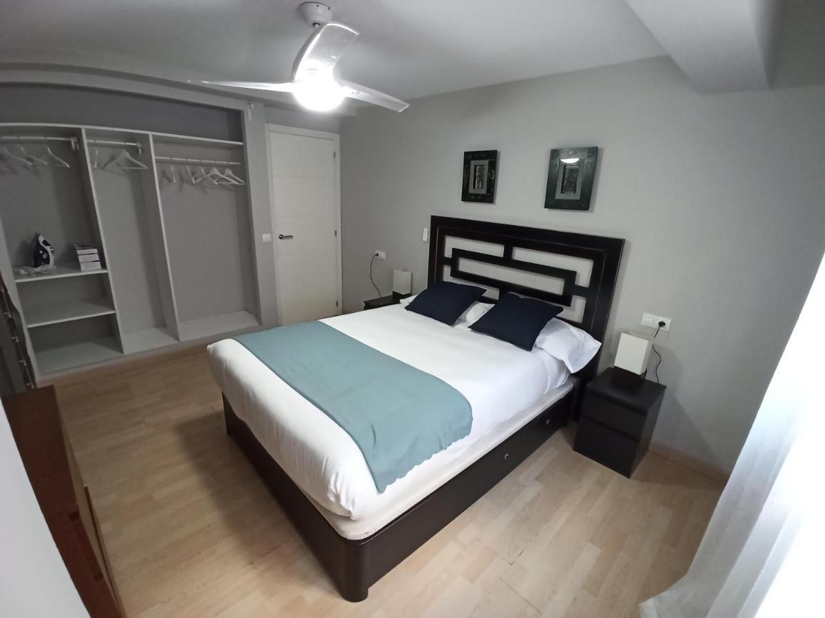 Holidays2Malaga Salitre 3 Bedroom Up To 7 People High Speed Wifi Екстер'єр фото