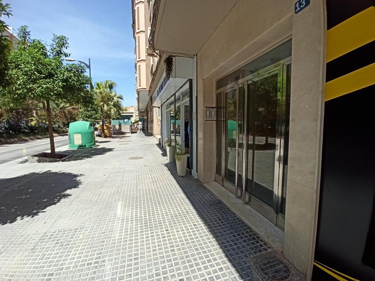 Holidays2Malaga Salitre 3 Bedroom Up To 7 People High Speed Wifi Екстер'єр фото